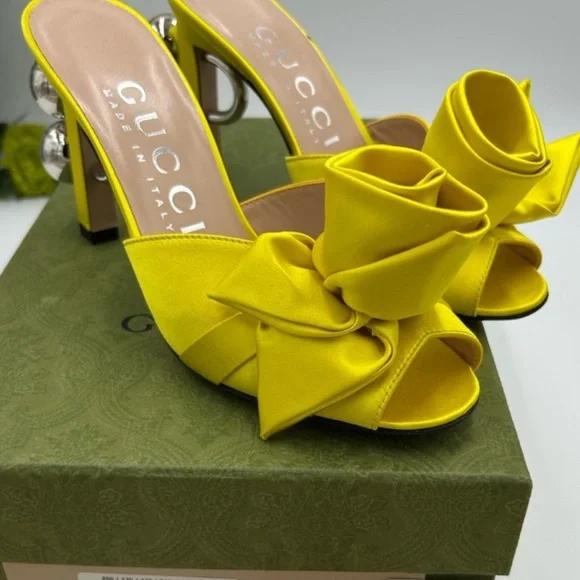 Gucci Women's Yellow Bow satin Heeled sandals ! Size 6.5